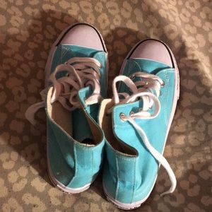 Light blue converse shoes